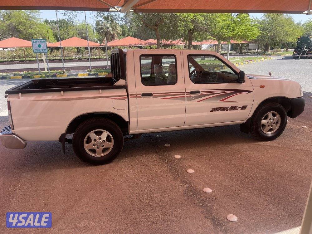 للبيع عربانه نيسان ٢٠١٦ بحاله نادره ماشي ١٦٠7