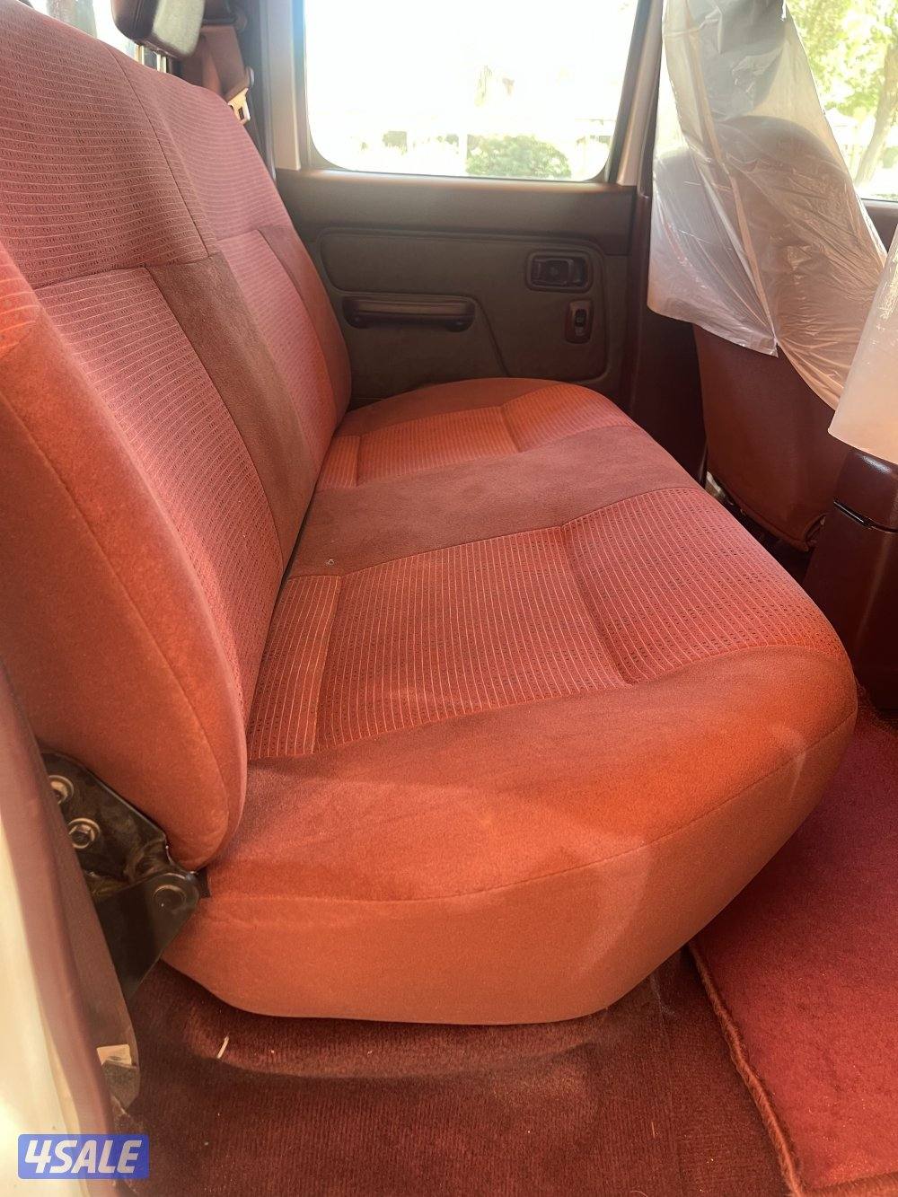 للبيع عربانه نيسان ٢٠١٦ بحاله نادره ماشي ١٦٠10