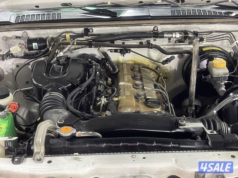 للبيع عربانه نيسان ٢٠١٦ بحاله نادره ماشي ١٦٠14