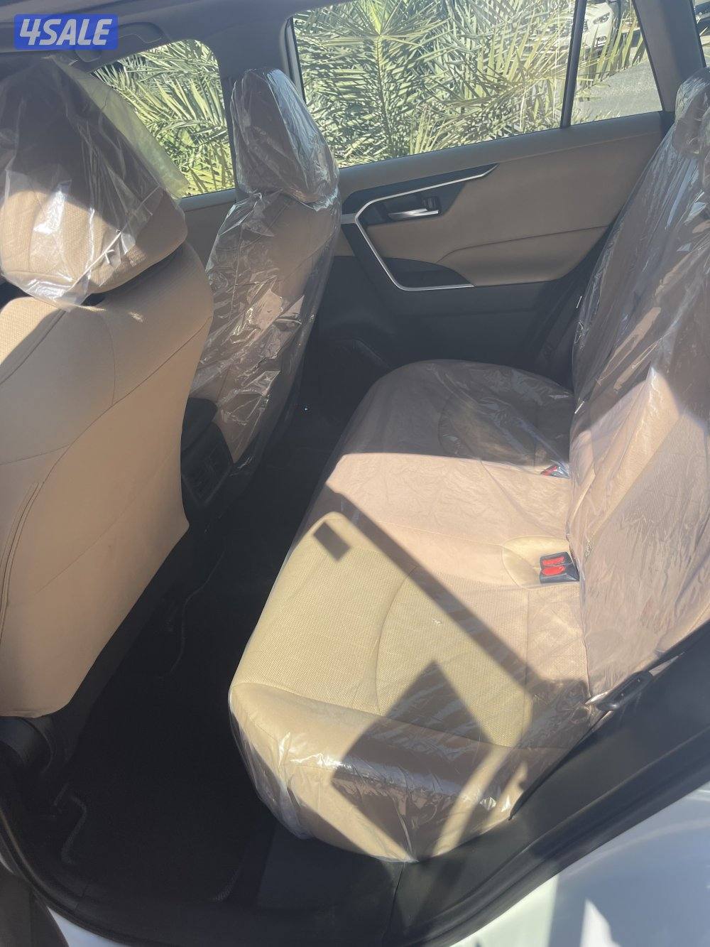 للبيع جيب تويوتا راف فور3