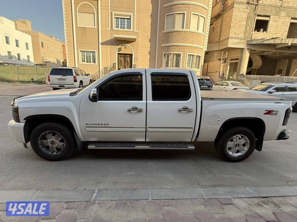 وانيت Z71 غمارتين دبل بحالة الوكاله وارد الغانم5