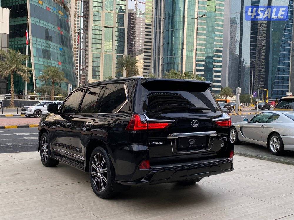 لكزس LX570 S موديل 2021 عداد 151 الف كيلو فقط سيرفس منتظم صبغ الوكاله2