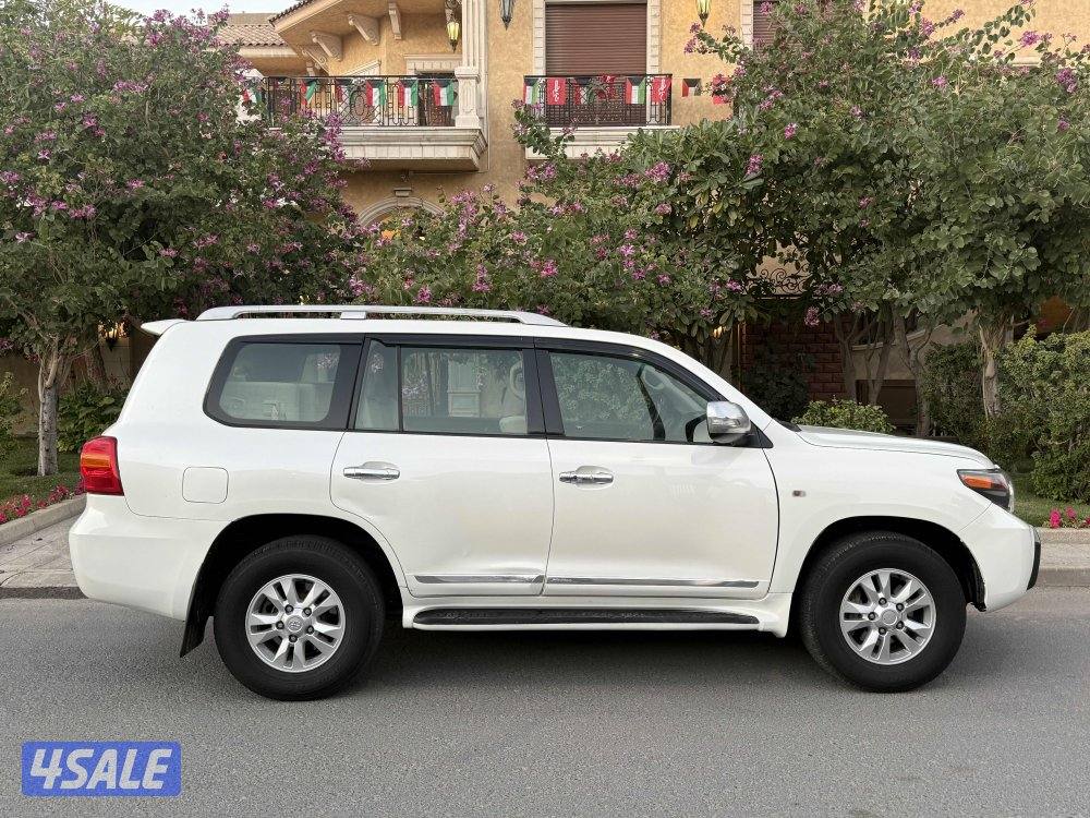 للبيع لاند كروزر 2009 بحاله نظيفه1