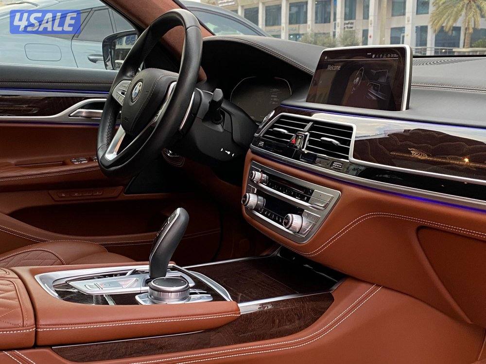 بي ام دبليو 740Li موديل 2020 عداد 42 الف كيلو فقط صبغ وكاله وارد وكاله4