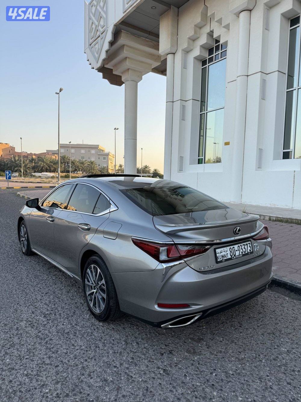 لكزس 2024 ES350 عداد 8 .2