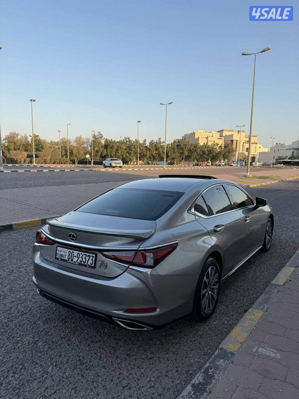 لكزس 2024 ES350 عداد 8 .4