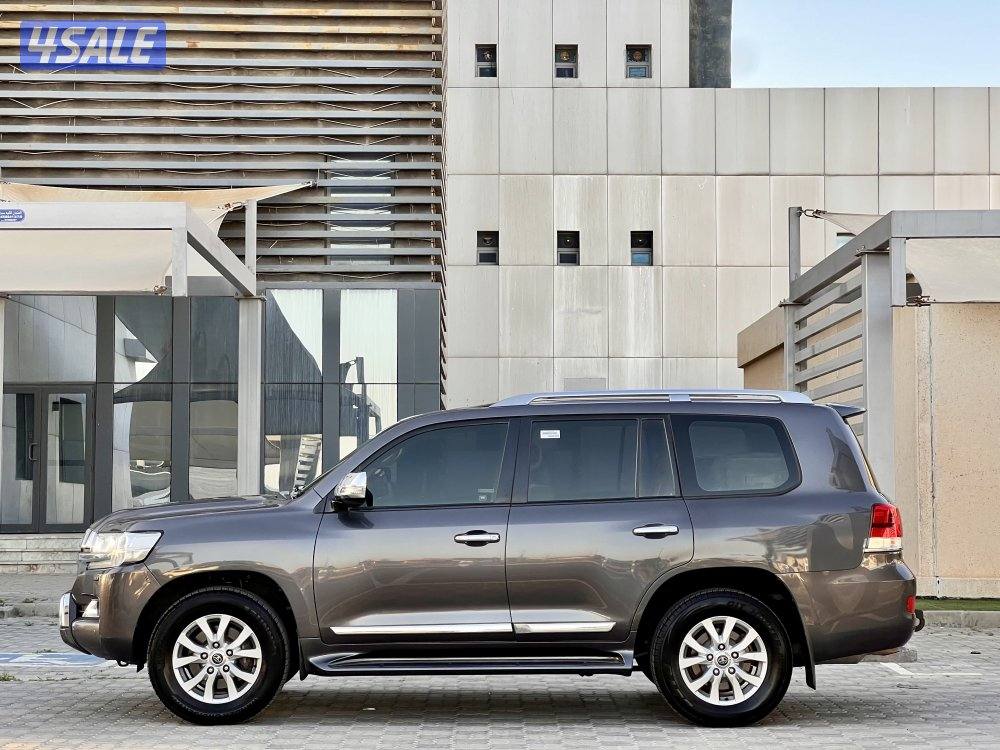 لاندكروزر GX.R V6 / ٢٠١٦1