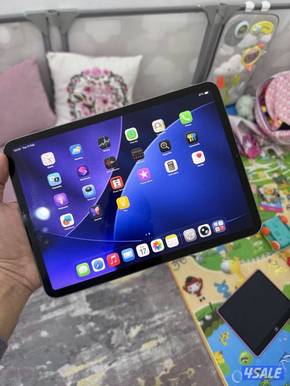 ايباد برو M1 ١١ انش ١٢٨ جيجا اقرأ الوصف0