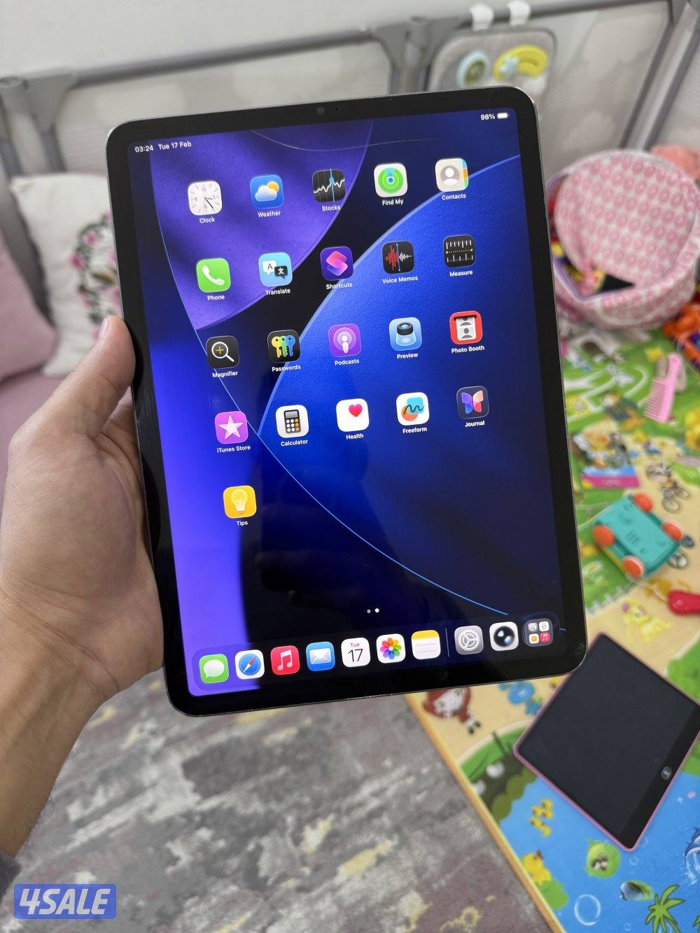 ايباد برو M1 ١١ انش ١٢٨ جيجا اقرأ الوصف2