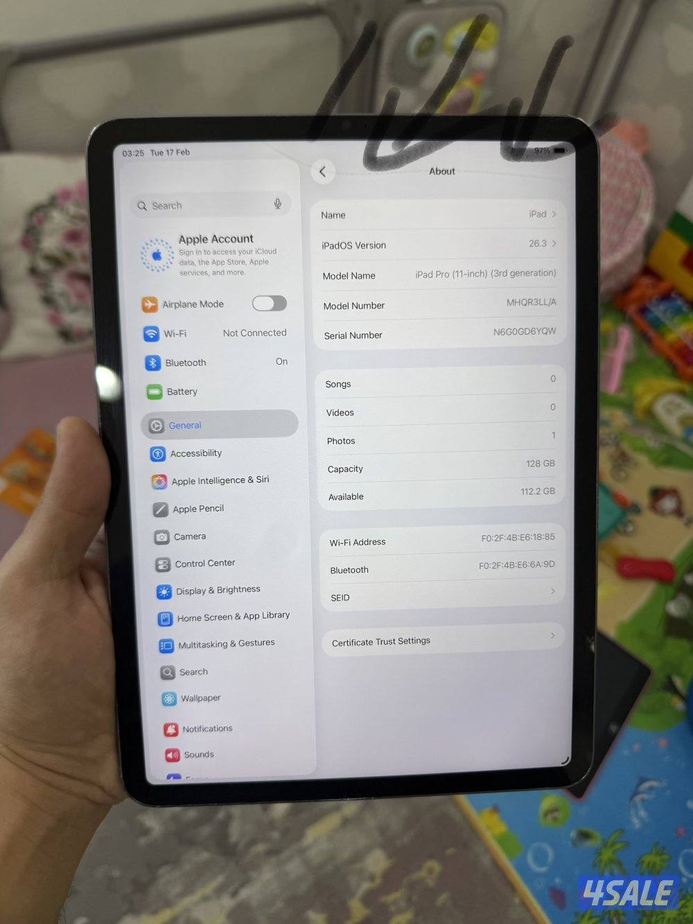 ايباد برو M1 ١١ انش ١٢٨ جيجا اقرأ الوصف3