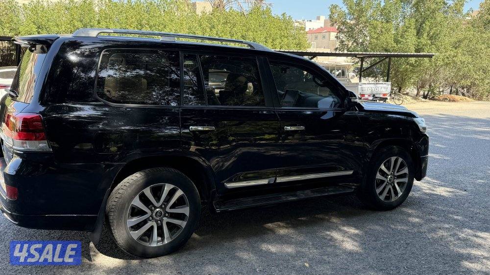 لاند كروزر ٢٠١٨4