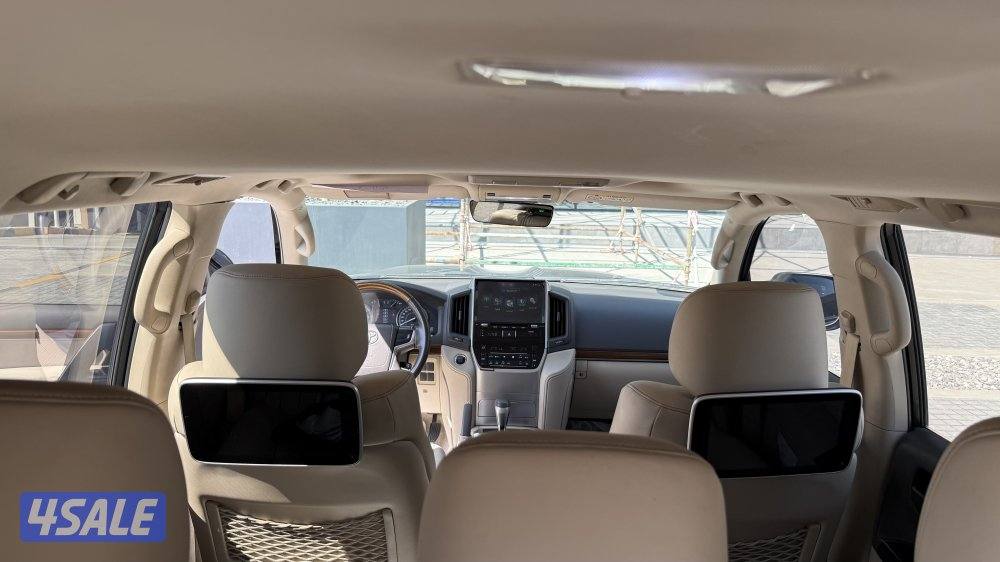 لاند كروزر ٢٠١٨14