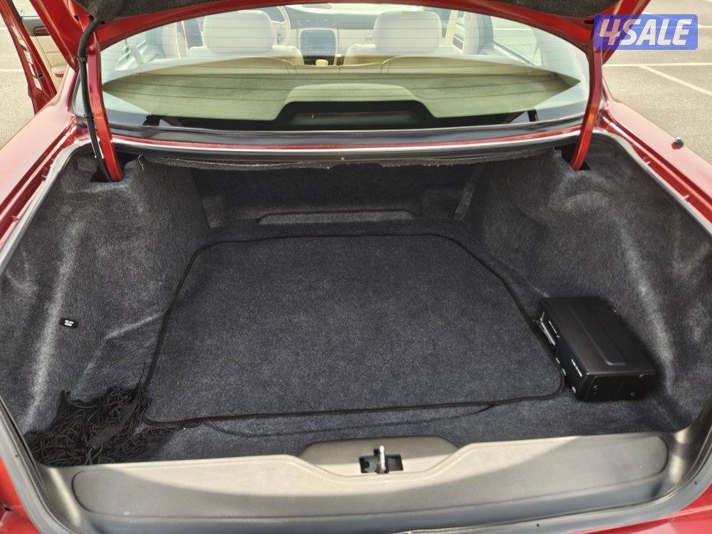 للبيع كاديلاك مخزن6