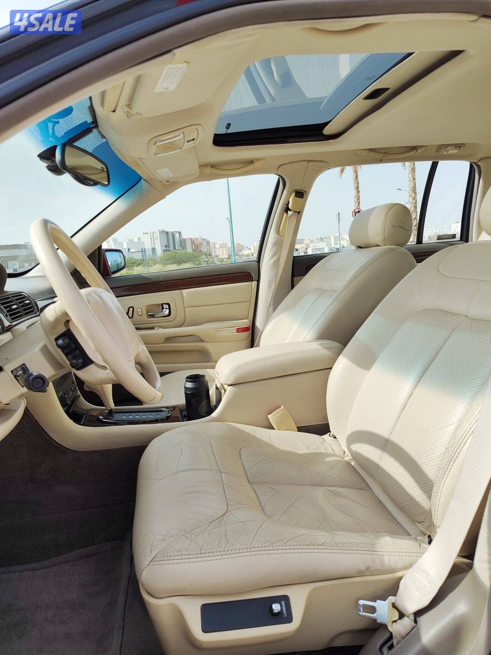 للبيع كاديلاك مخزن9