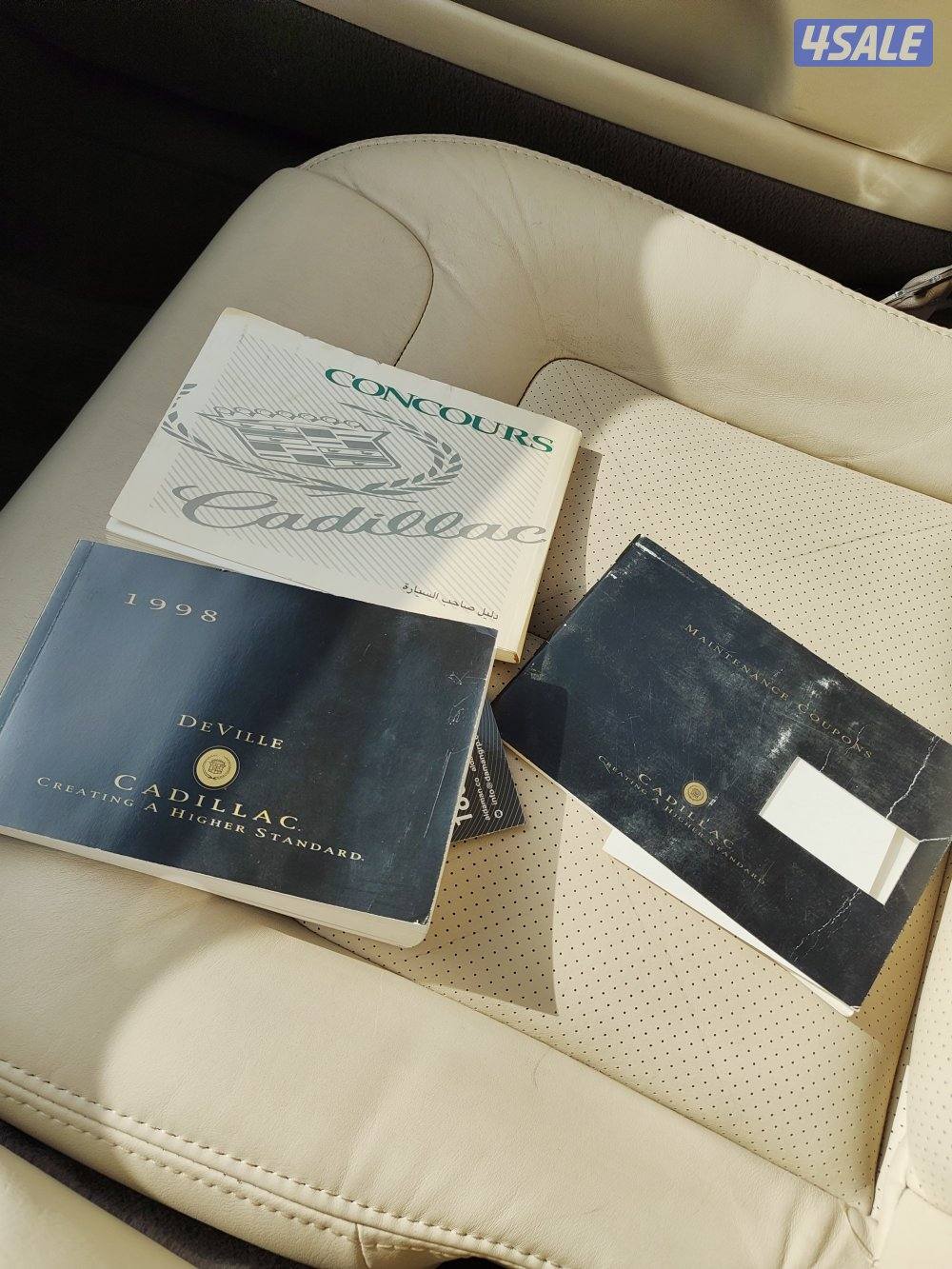 للبيع كاديلاك مخزن12