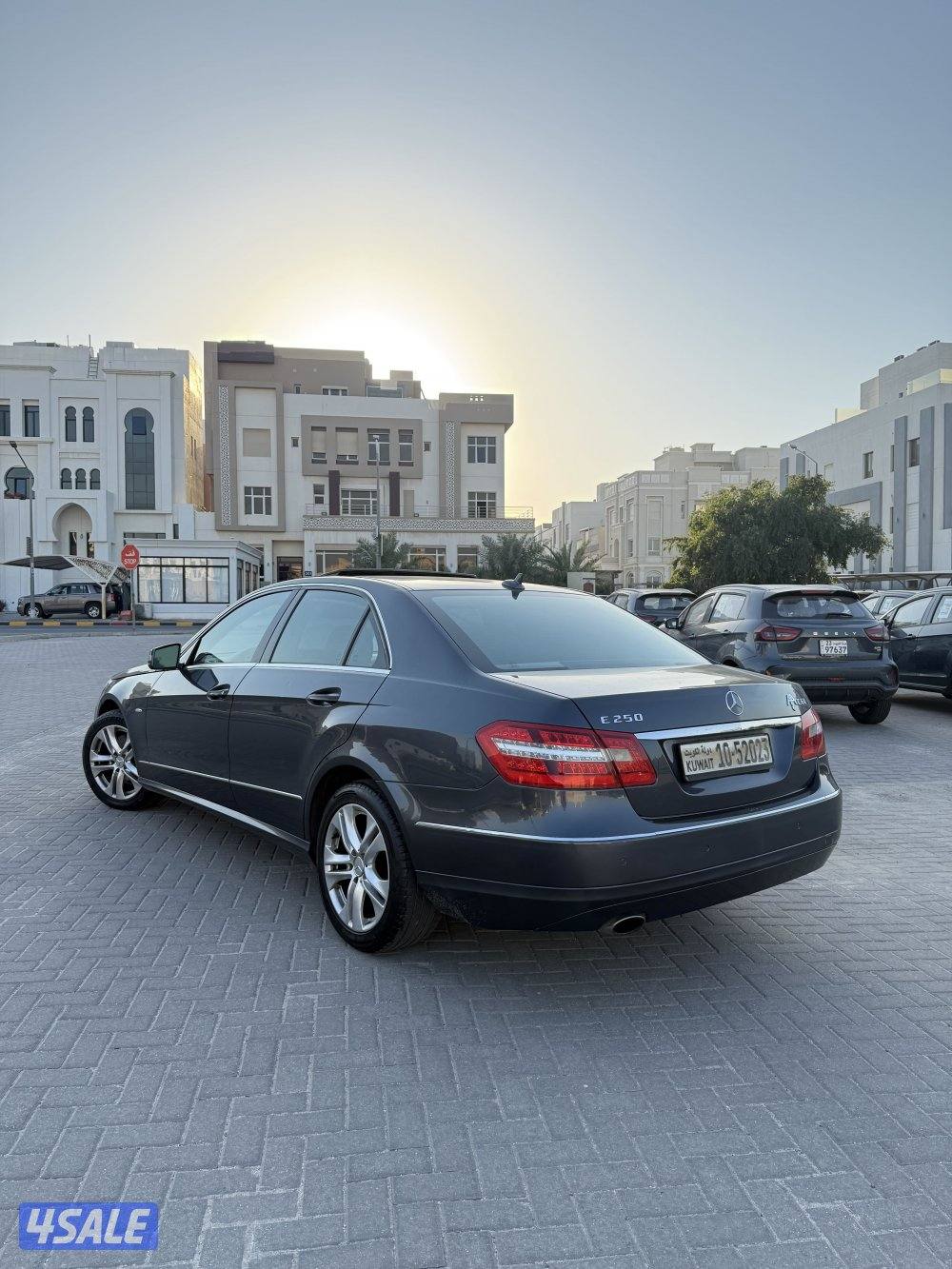 مرسيدس E250 وارد البشر1