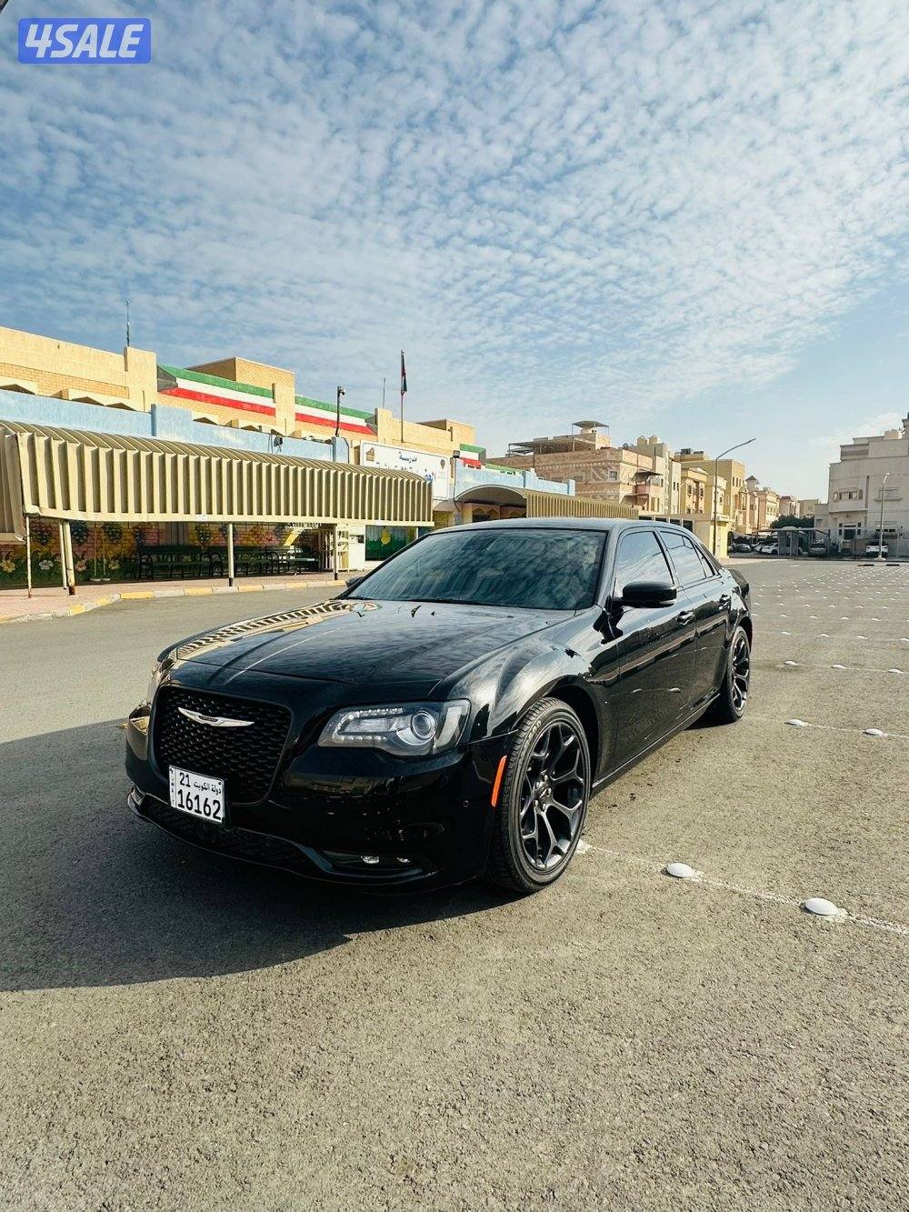 كرايزلر C300 (S) عداد 85 الف0