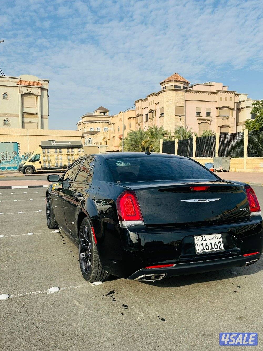 كرايزلر C300 (S) عداد 85 الف2