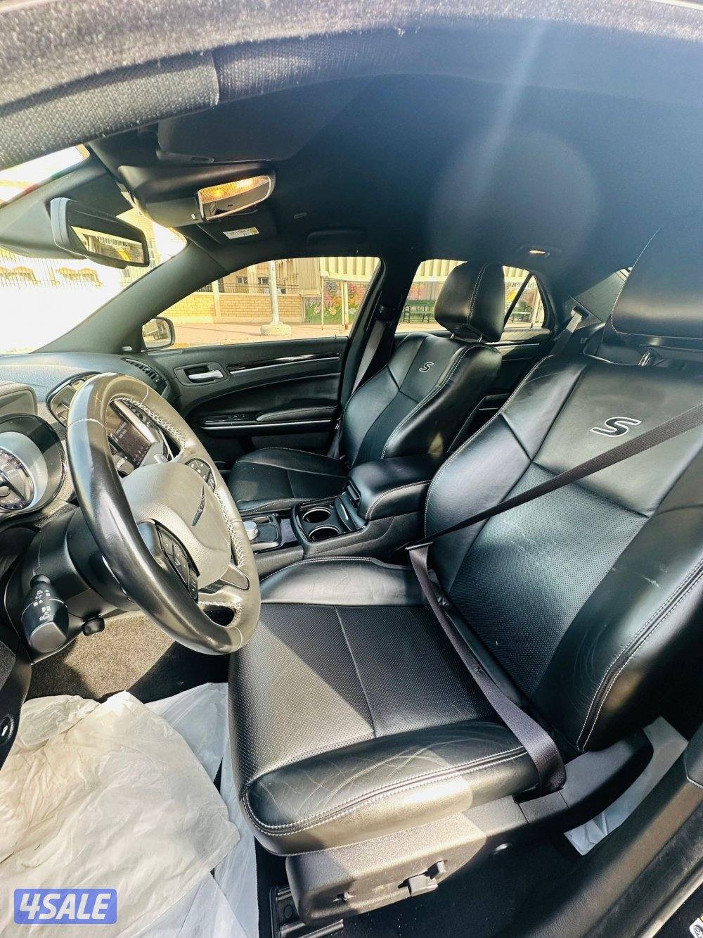 كرايزلر C300 (S) عداد 85 الف4