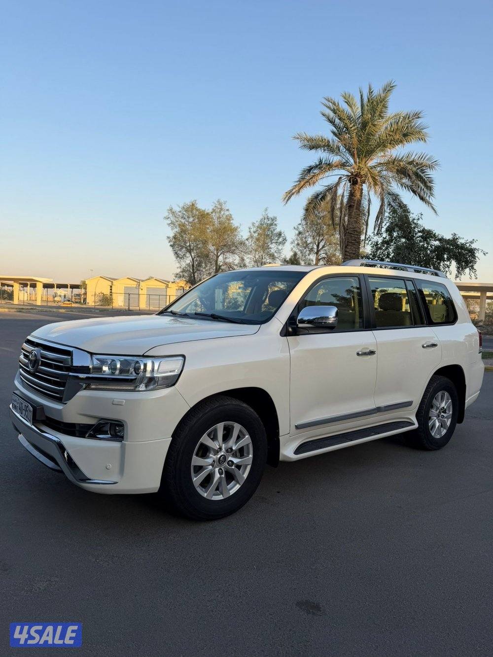 لاند كروزر 2017 GXR الساير صبغ الوكاله5