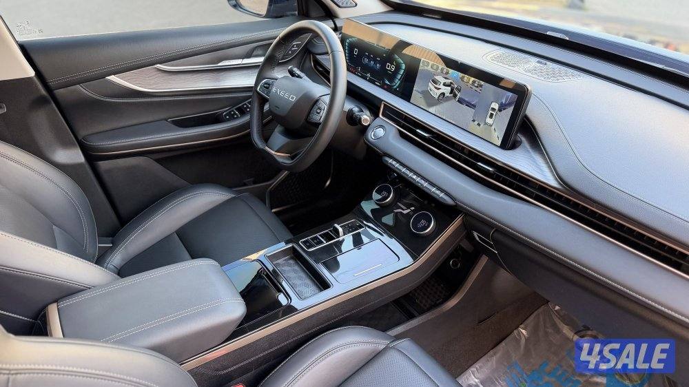 2023 // LX تحت الكفالة4