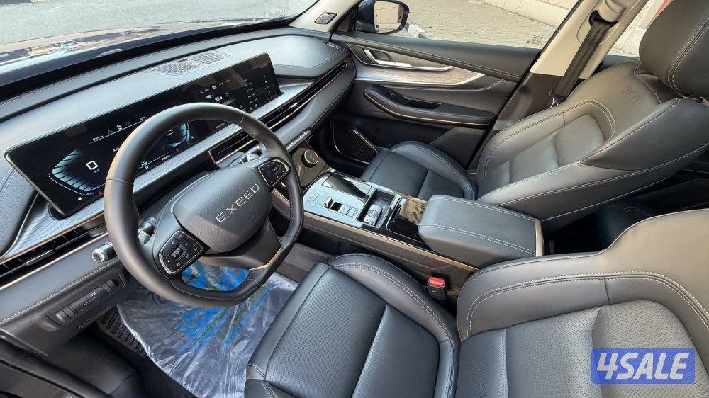 2023 // LX تحت الكفالة7