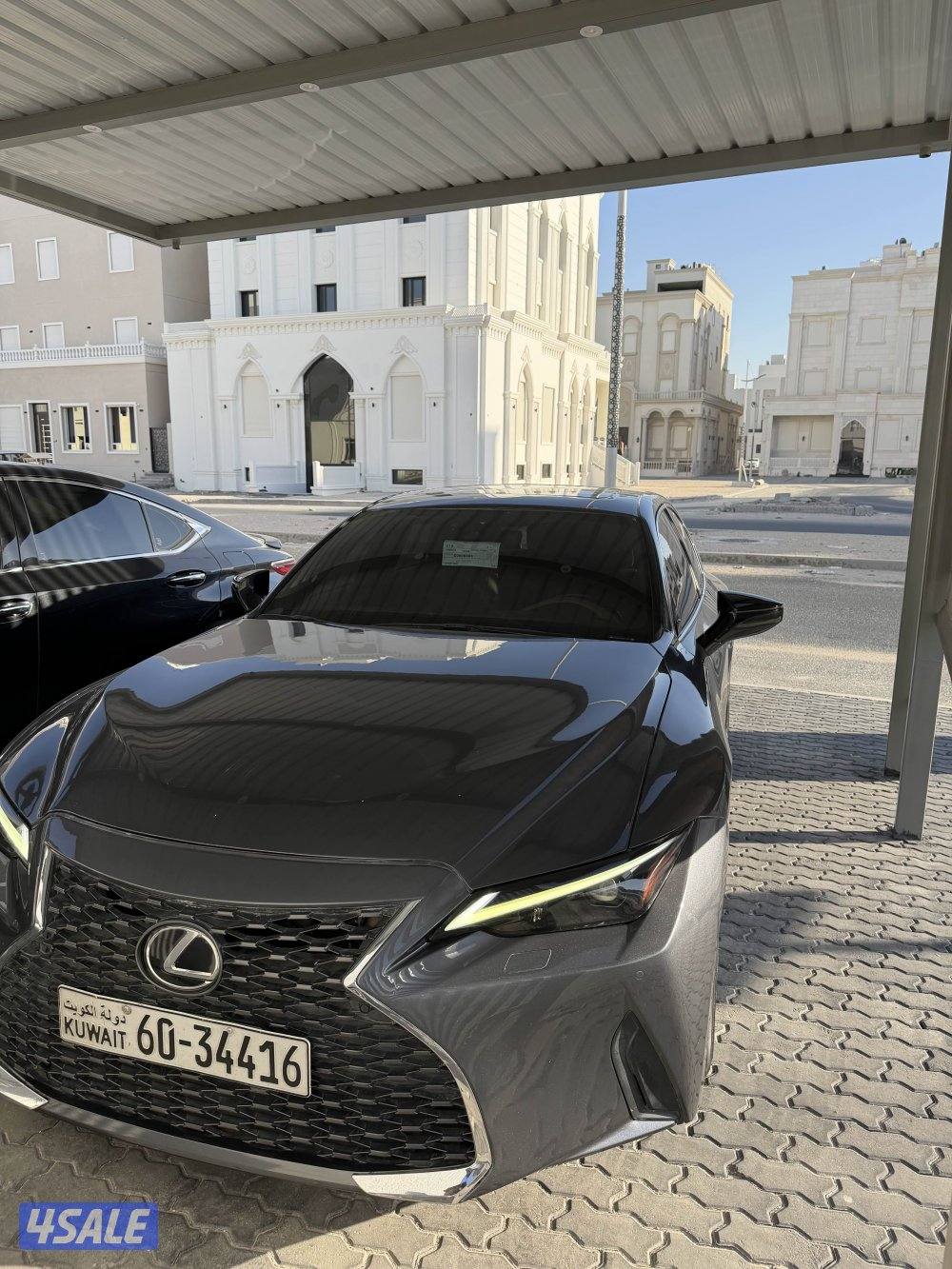 للبيع لكزس is3000