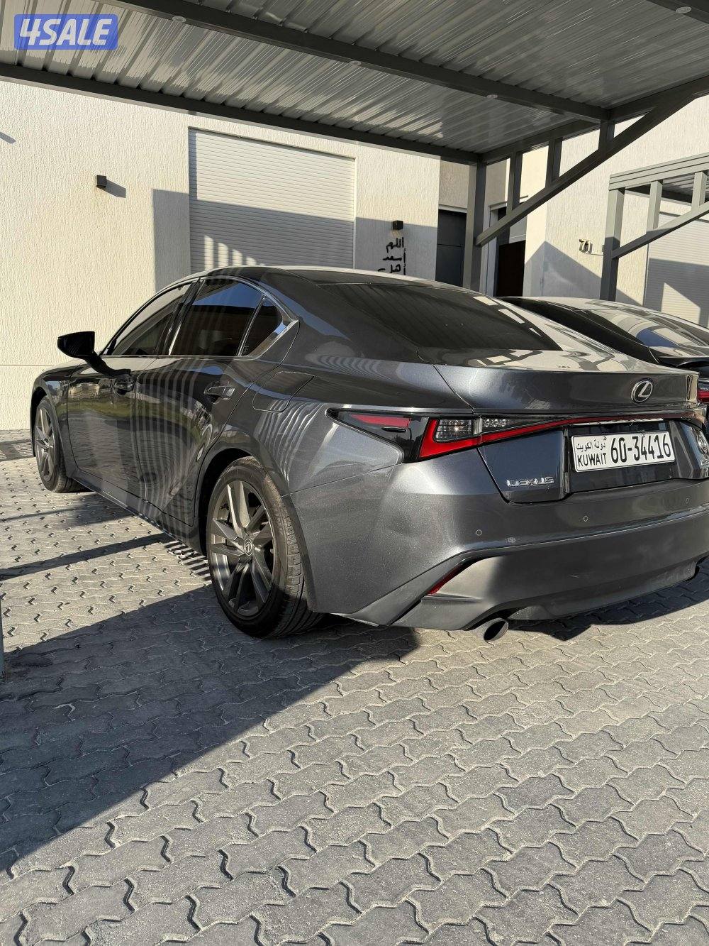 للبيع لكزس is3002