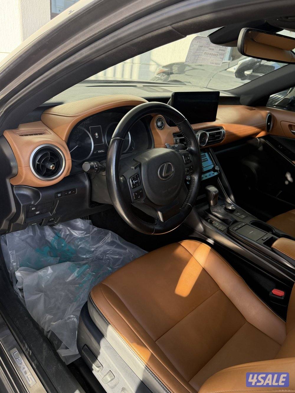 للبيع لكزس is3003