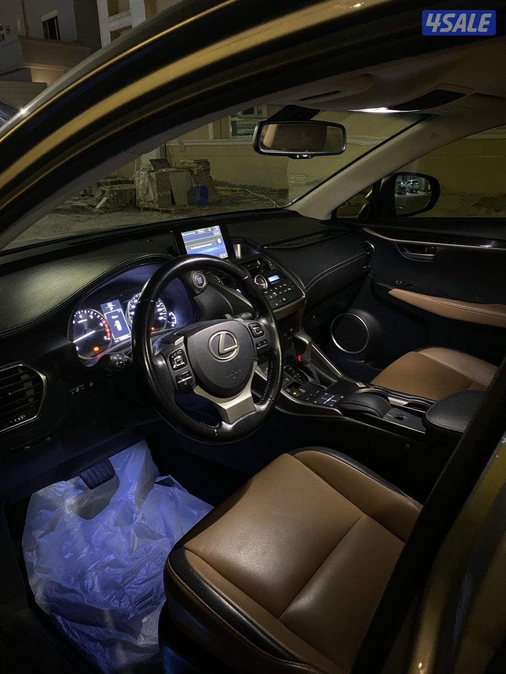 لكزس NX 2017 سيرفس منتظم من الصفر شرط الفحص4