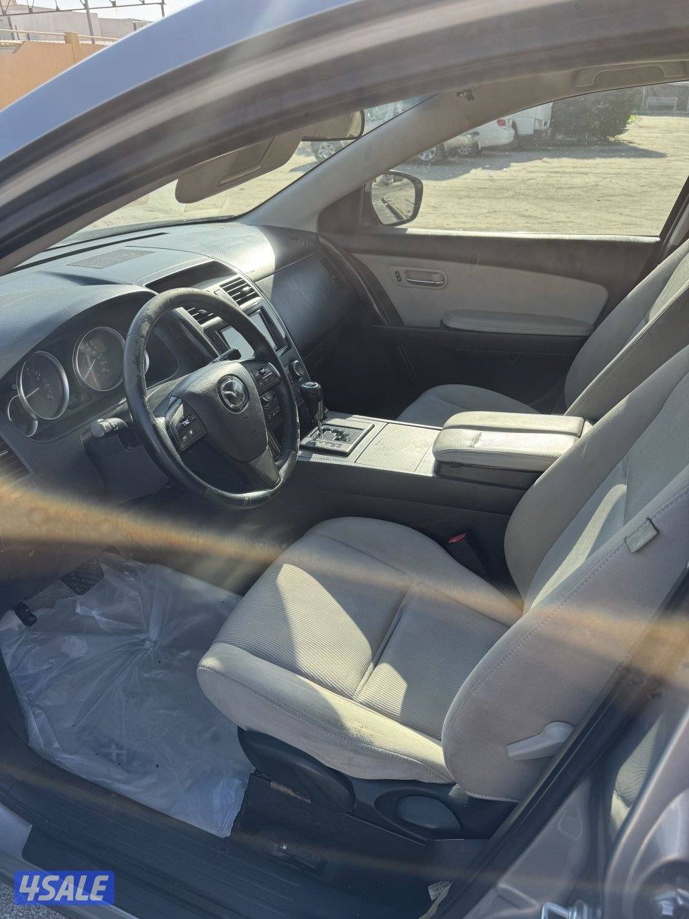 للبيع مازدا XC-910