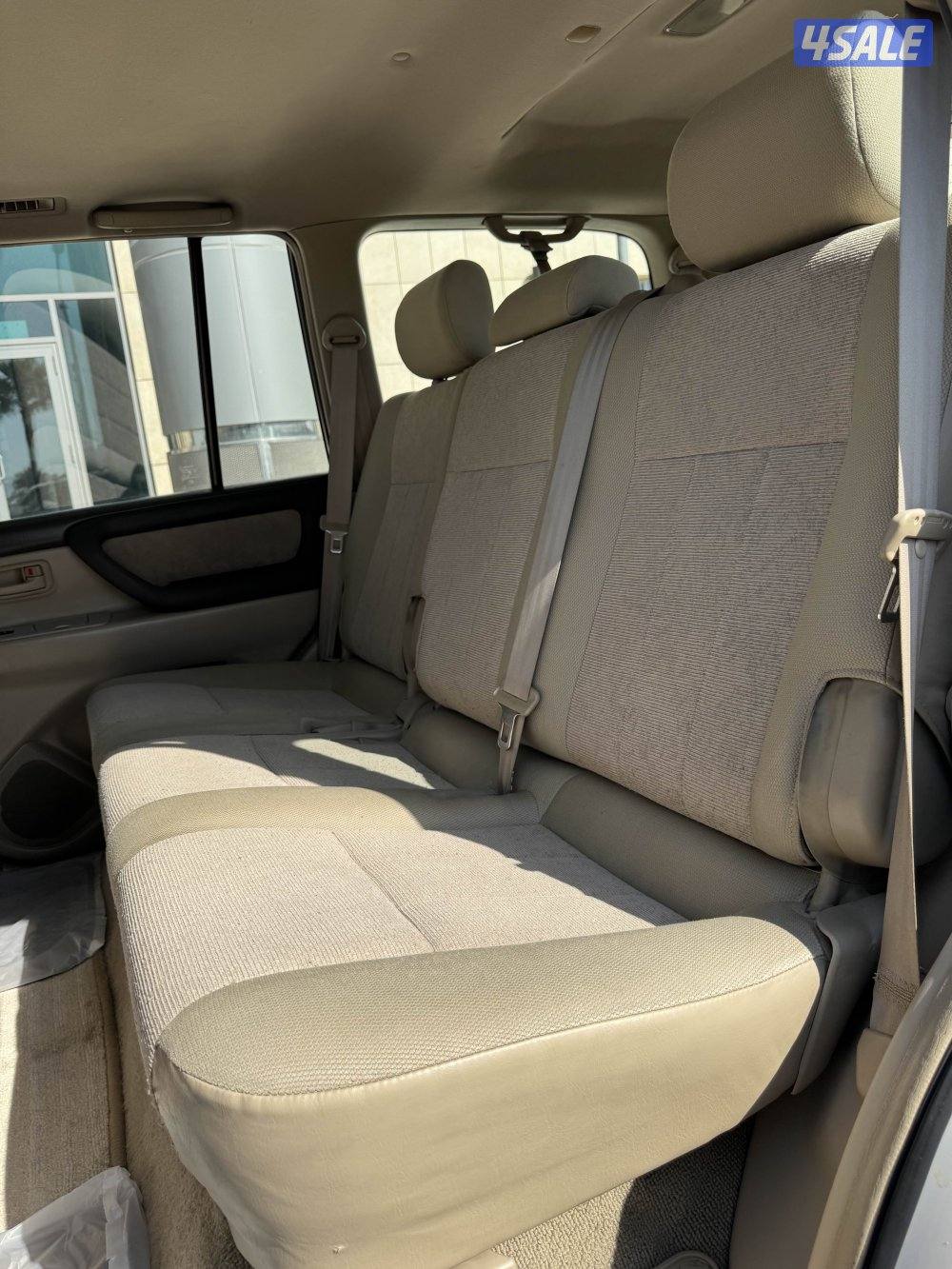 لاندكروزر GXR موديل 20038