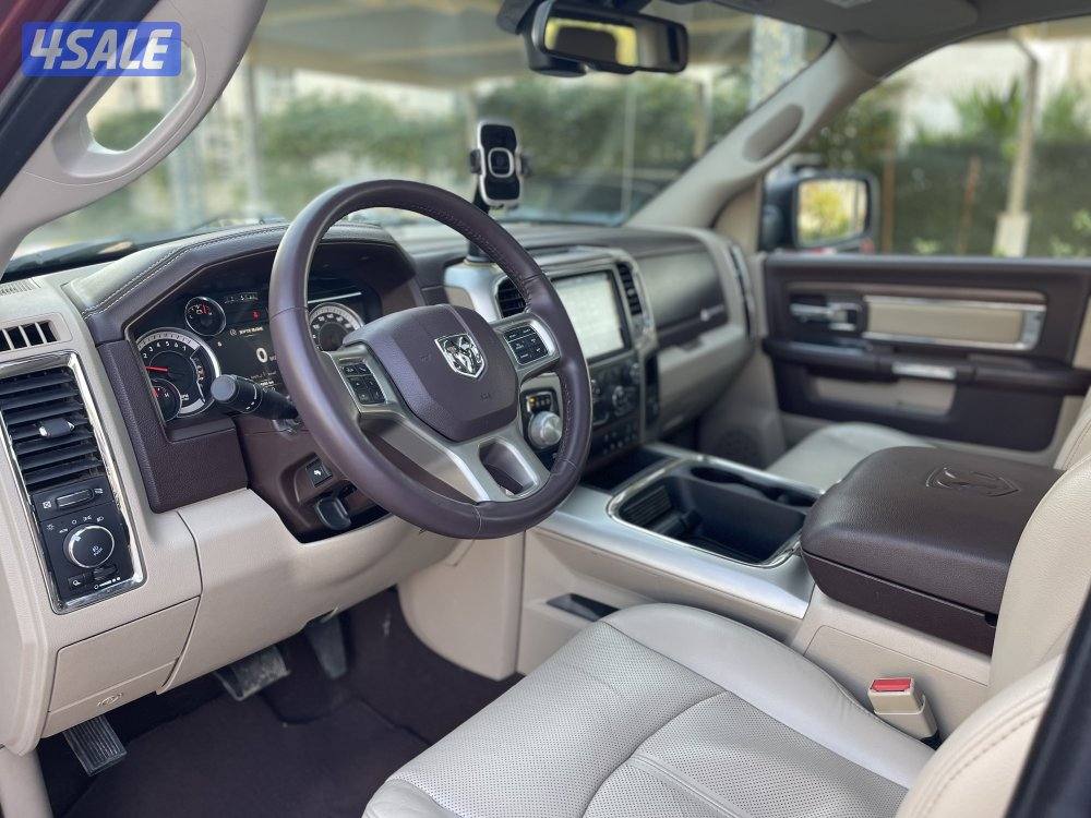 للبيع رام LARAMIE موديل 20196