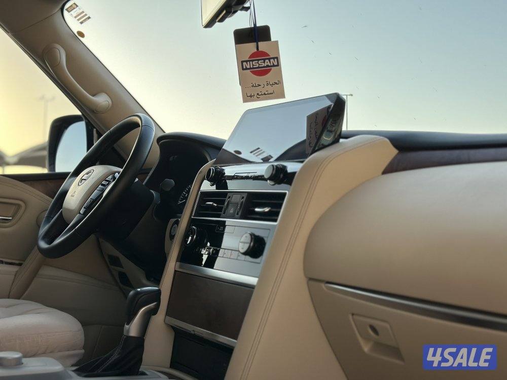 معرض القمة🚩8