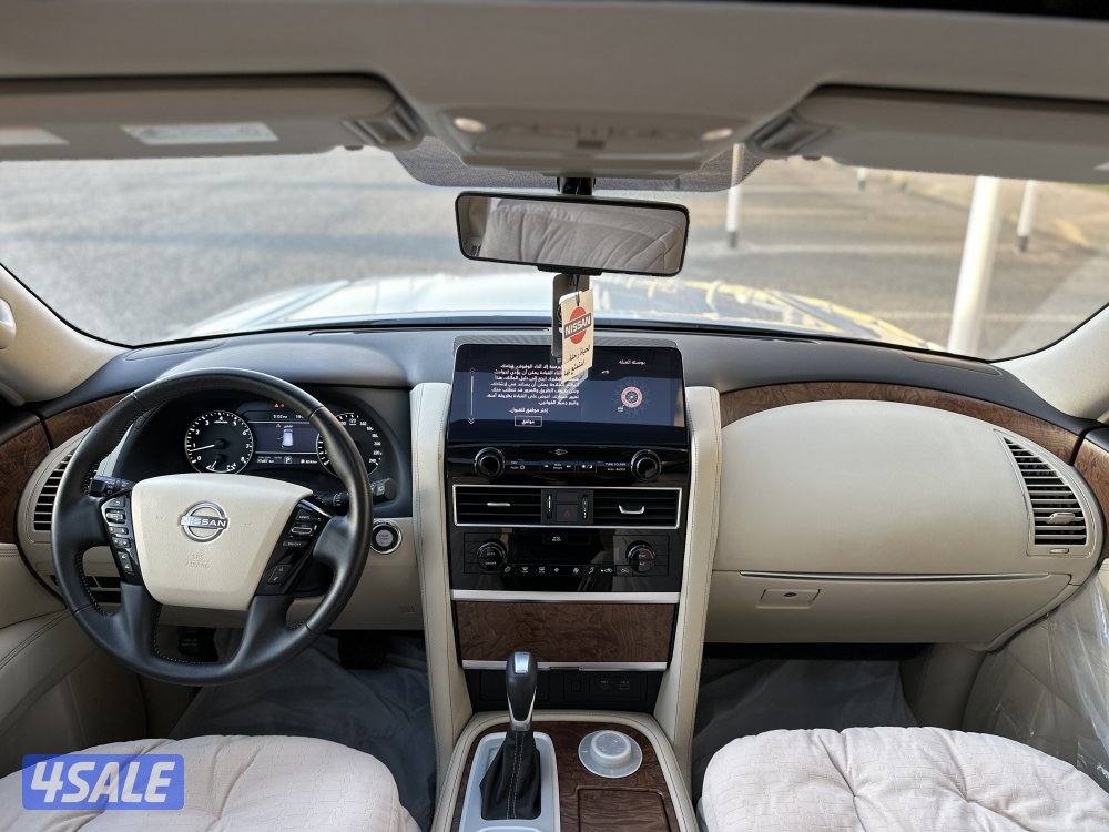 معرض القمة🚩11