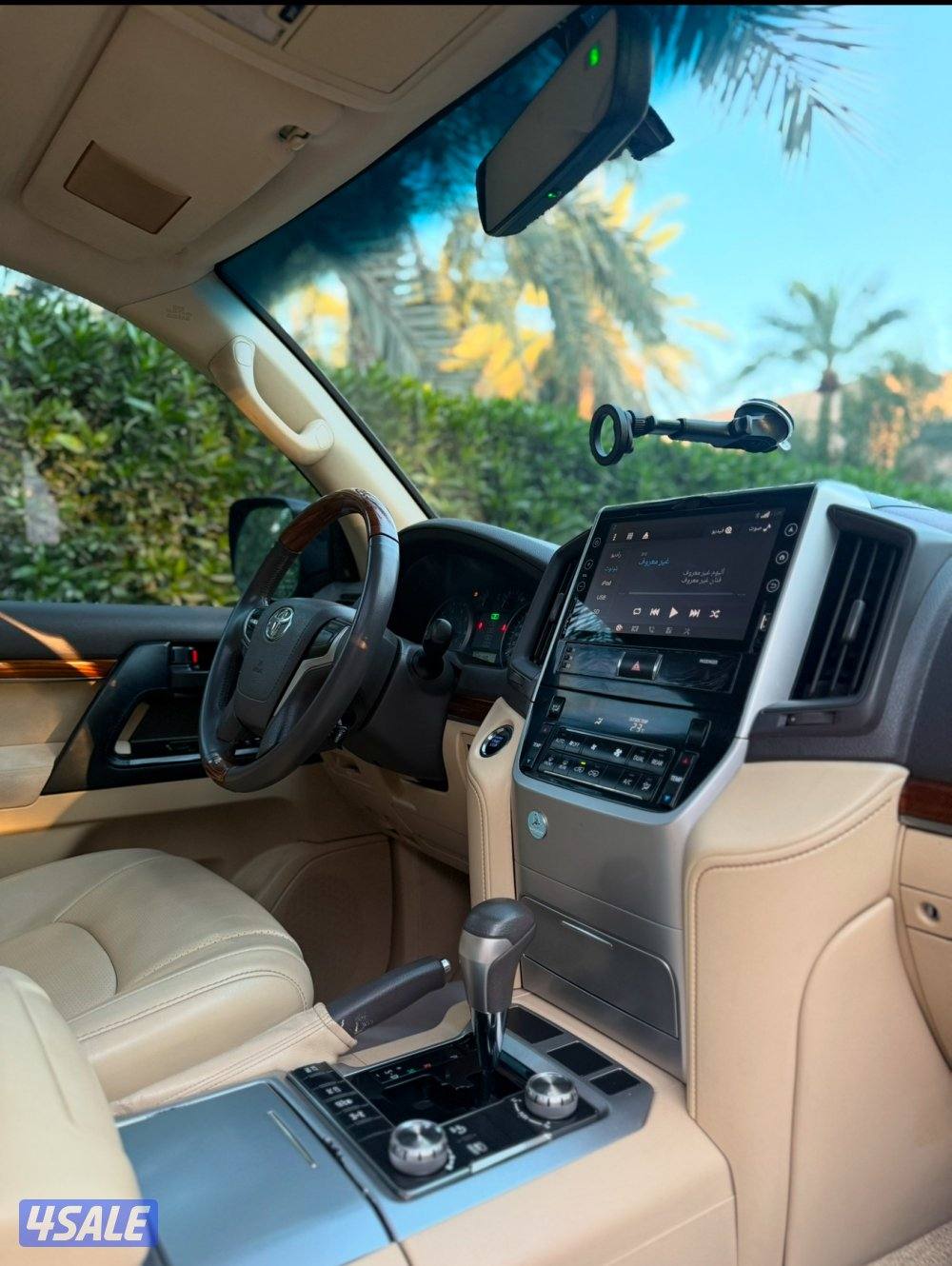 للبيع لاند كروز GXR موديل 2017 وارد الساير5