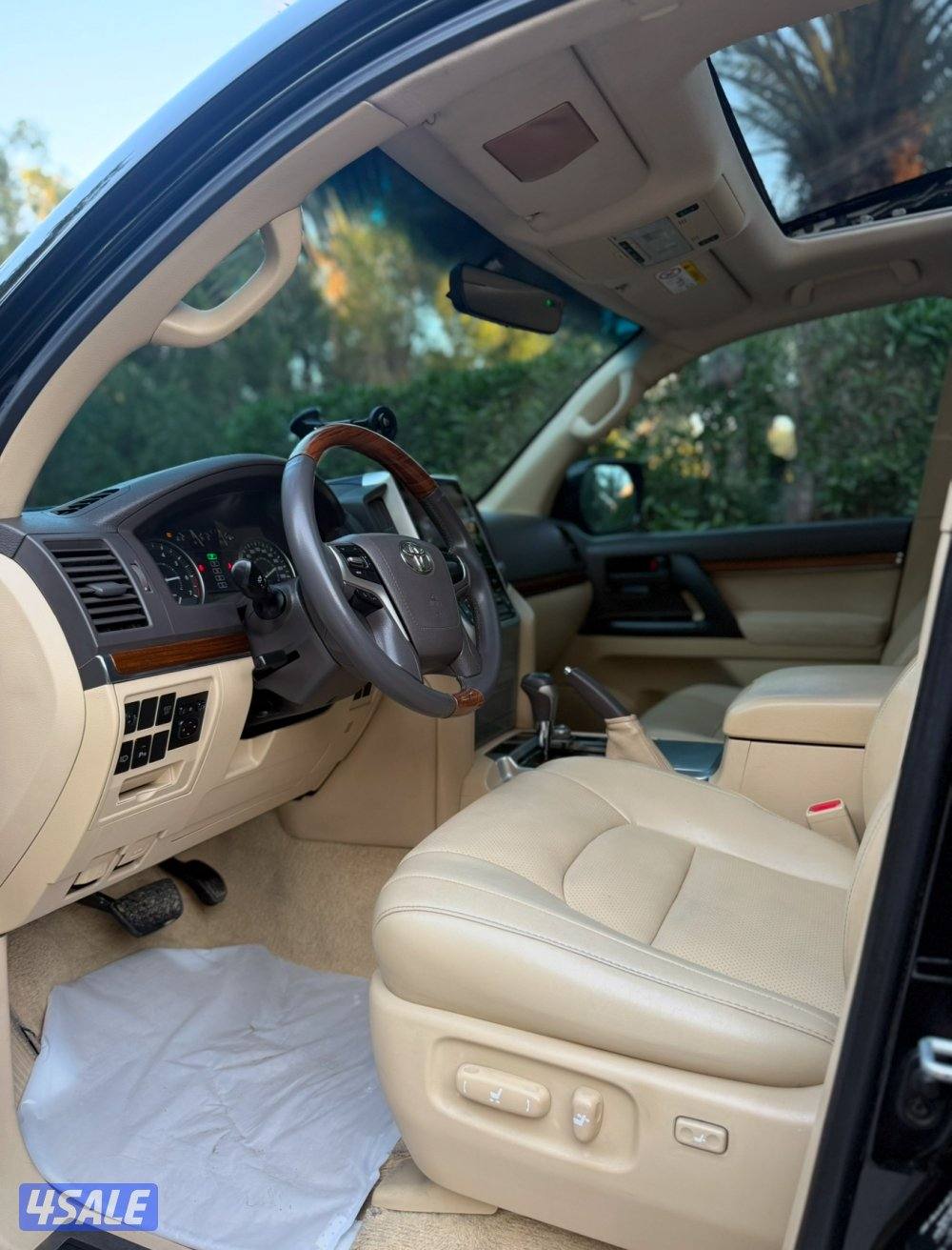 للبيع لاند كروز GXR موديل 2017 وارد الساير6