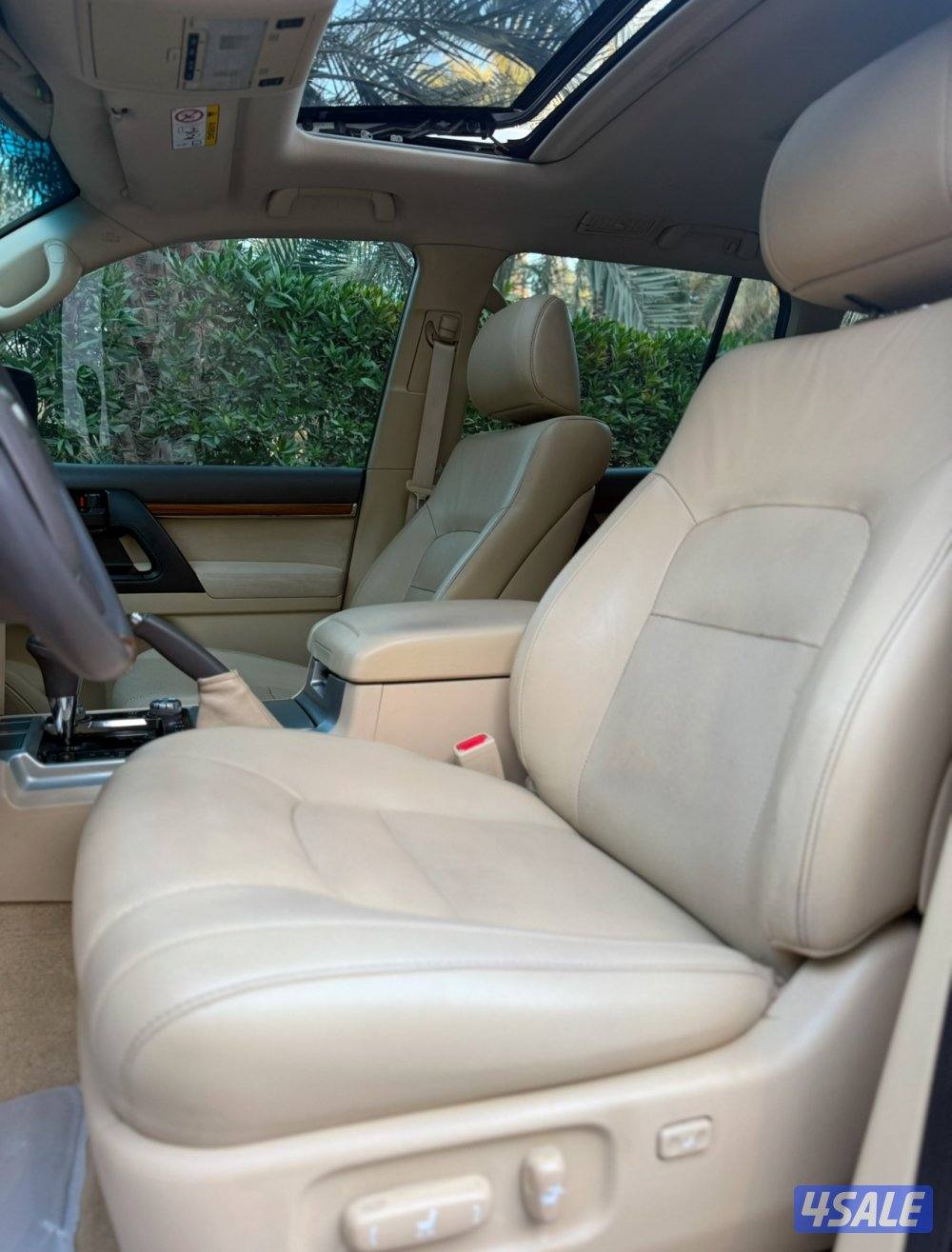 للبيع لاند كروز GXR موديل 2017 وارد الساير7