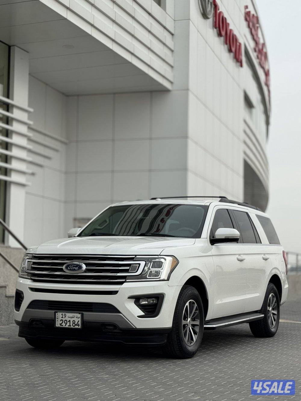 للبيع فورد اكسبدشن موديل 20204