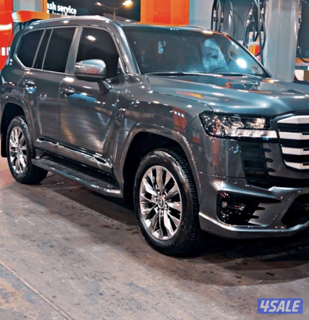 لاند كروزر 2023شرط الفحص حماية فل بدي كيو دزاين تواير من شهرين مركبها1