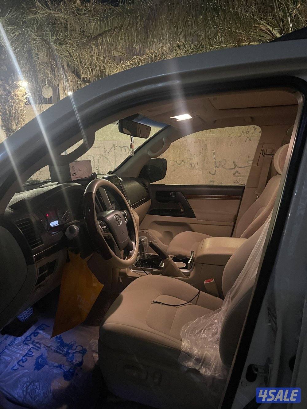 لا ند كروزر GXR 20166