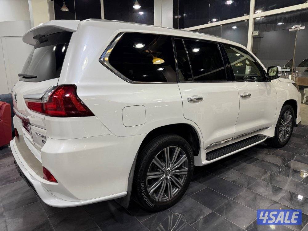 لكزس ٢٠١٦ درجة اولى صبغ وكالة3