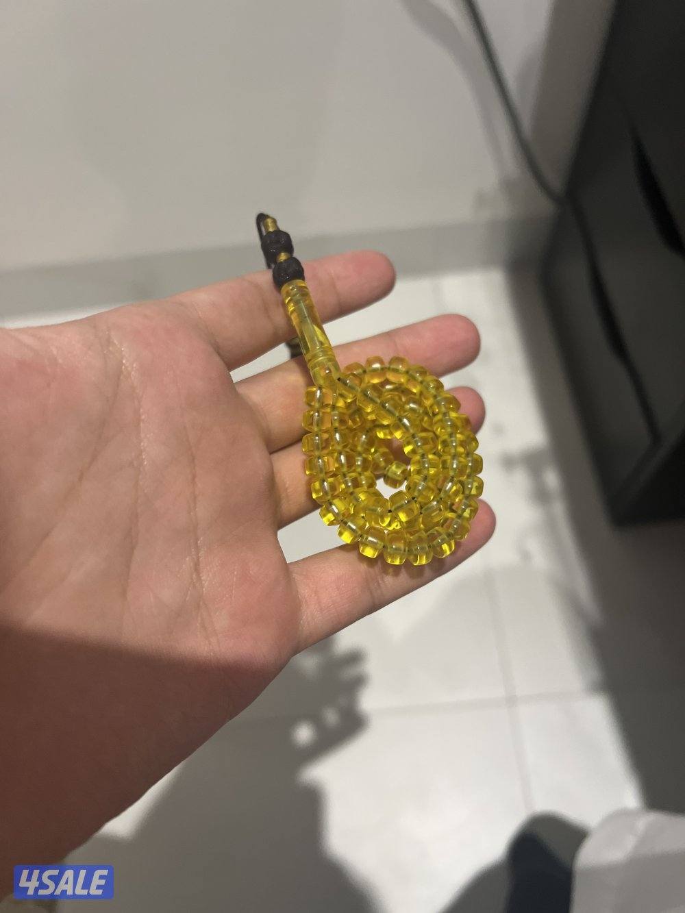 مستكة الماني شفاف ناعم 99 خرزة صندوقي ناعم2