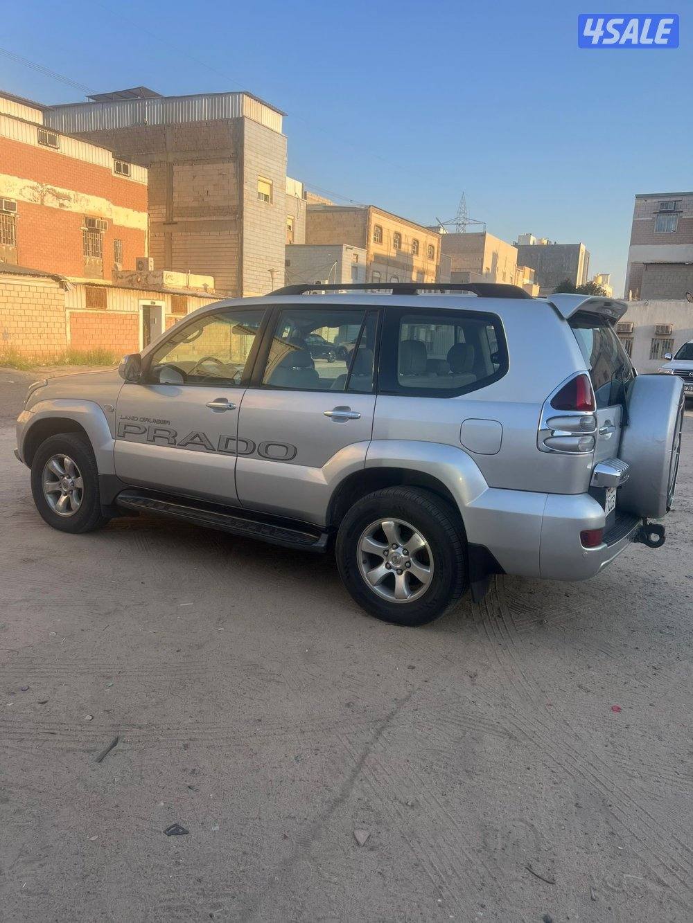 برادو نظيف اموره فوق الطيبه تبديل القطع كلها وكاله البدي مصبوغ كامل7