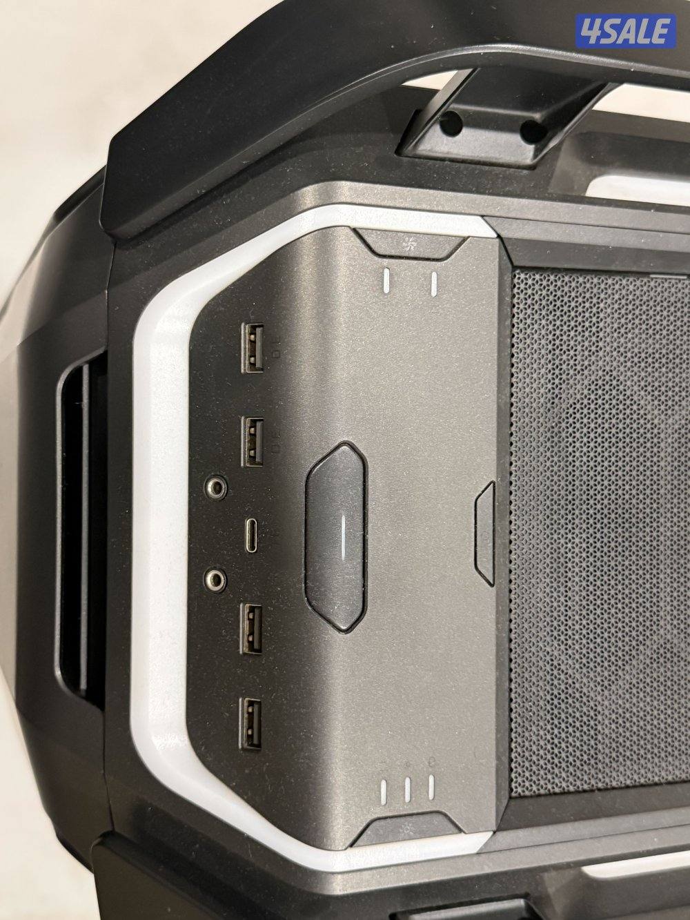 للبيع جهاز كمبيوتر من كوادرا3