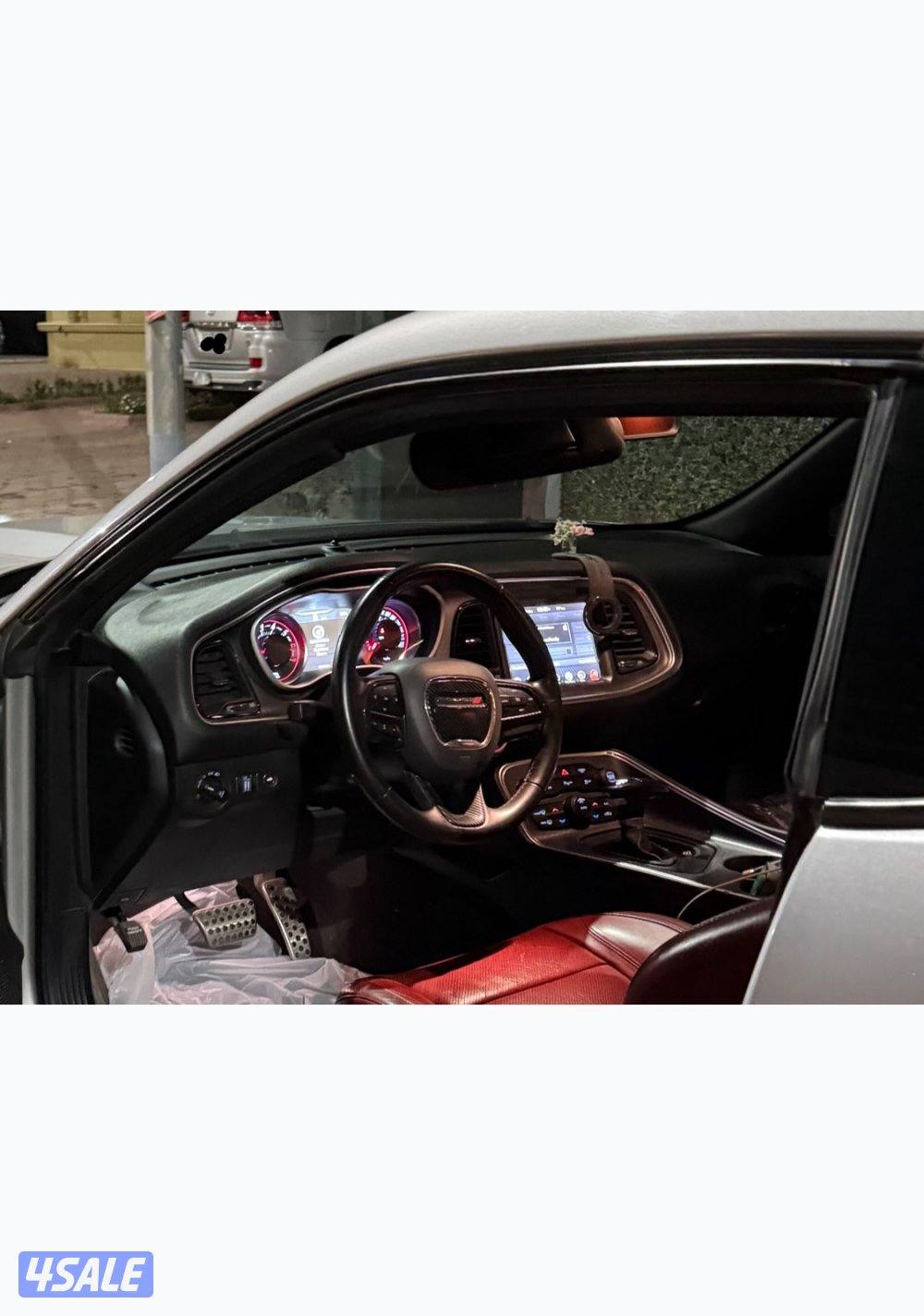 دوج تشالنجر  مع تصريح قزوز من ال وكالة RT Plus 20174