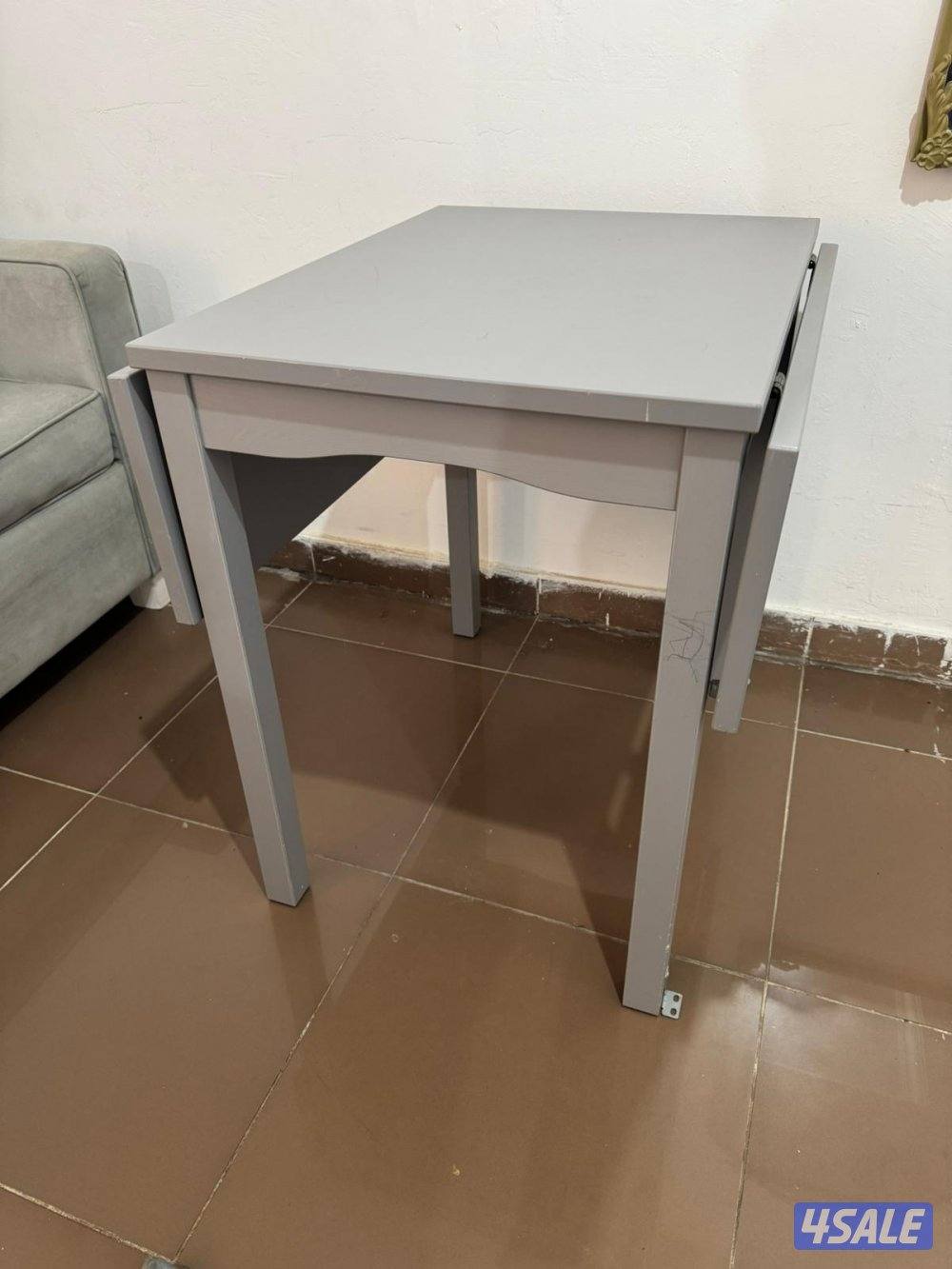 IKEA foldable dinning table2