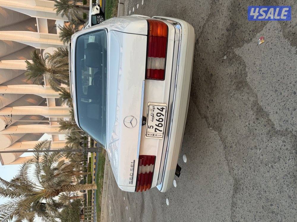 مرسيدس ٥٦٠ بحاله ممتازه صبغ وكاله قطعه  مخزنه فتره طويله5
