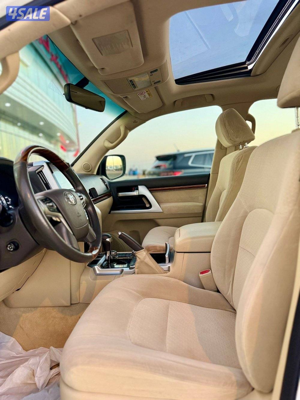 لاند كروزر VXR .V85