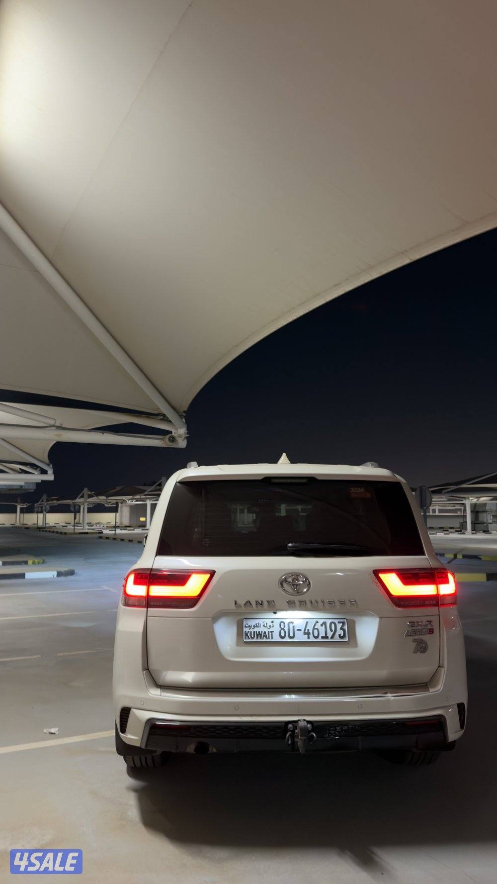 لاندكروزر 2024  بدون تيربو ماشي 30 الف شرط الفحص1